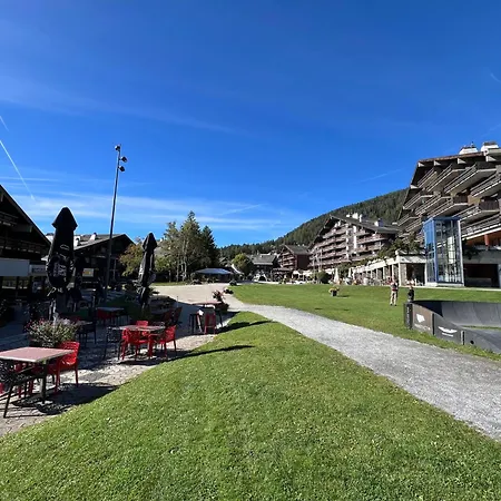 Cozy With Stunning View Apartament Anzère