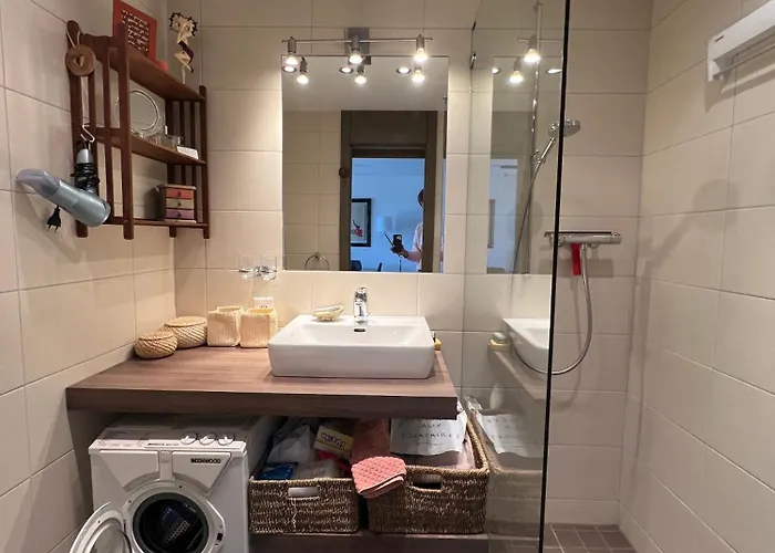 Cozy With Stunning View Apartment *